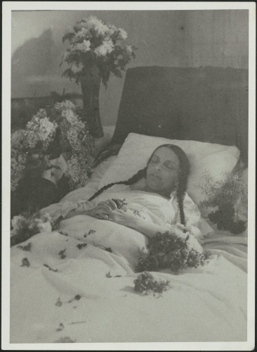 Dora Pejačević na smrtnoj postelji