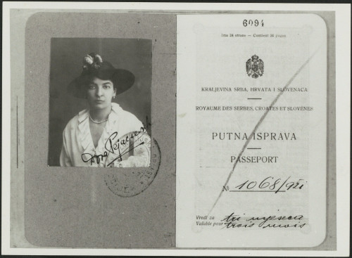 Jugoslavenska putovnica Dore Pejačević